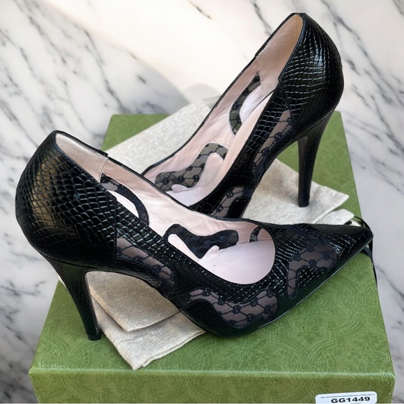 Black Gucci Python Embossed Pumps - Picture 3 of 7